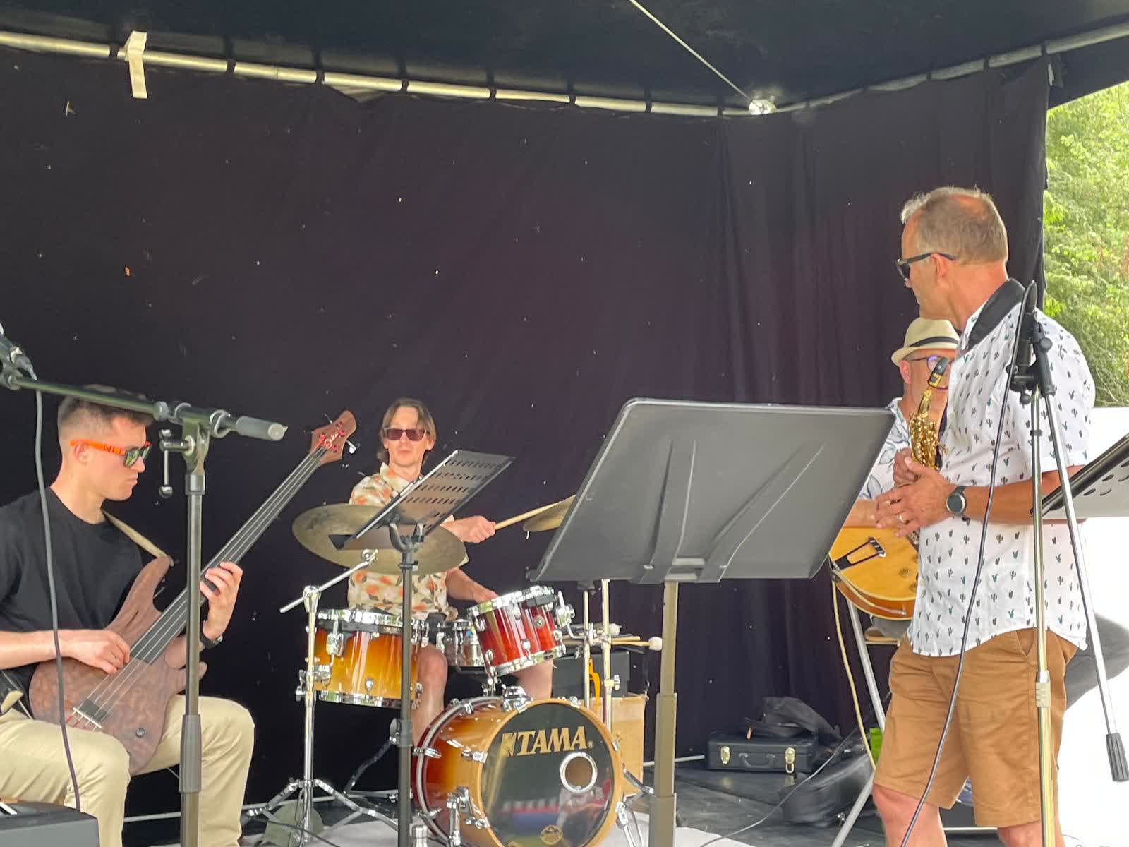 Yet more rhythm section, Highland Gathering '23